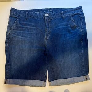 Lane Bryant Genius Fit Bermuda Shorts 26W